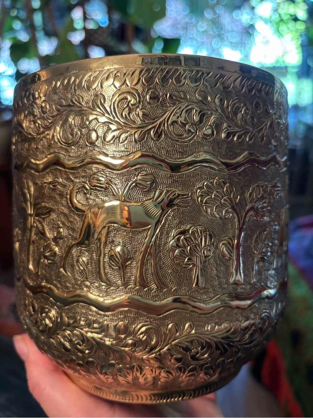 Vintage Possibly Antique Indian Brass Repoussé Jardinière Altar Vessel • Deer 🦌 - Picture 6 of 17